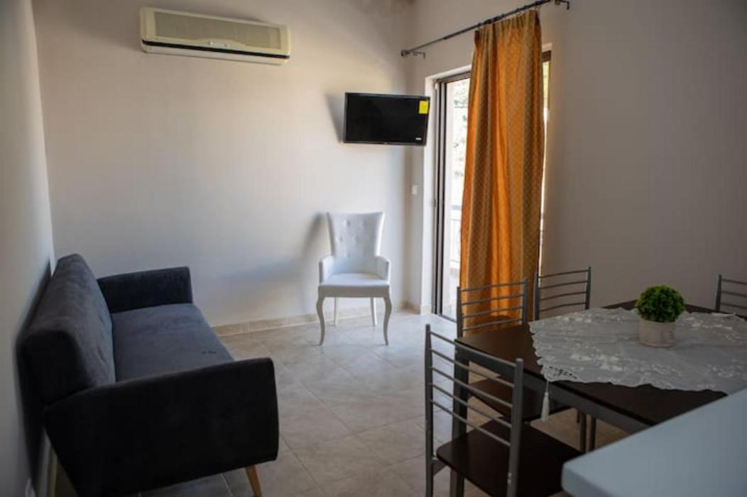Vasileiou Apartments Камена-Вурла Экстерьер фото