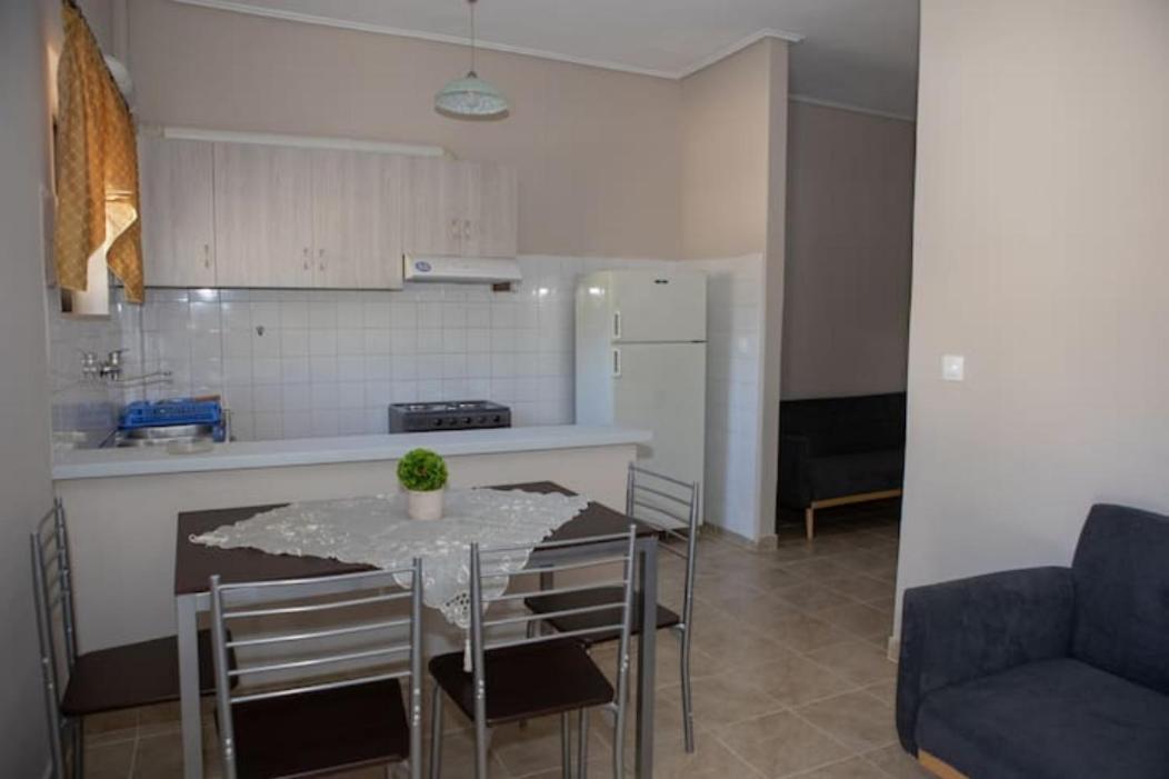 Vasileiou Apartments Камена-Вурла Экстерьер фото